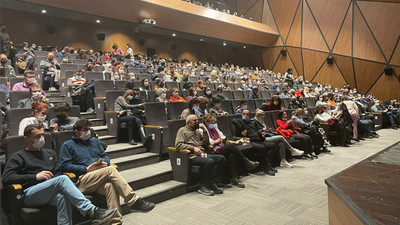 “Geç Kalanlar” Beylikdüzü'nde ayakta alkışlandı