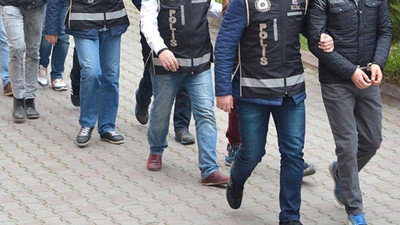 Görevdeki subaylara FETÖ operasyonu