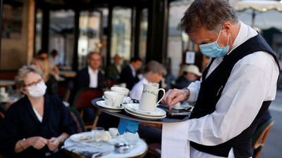 Yemek yerken maske takılabilen maske üretildi