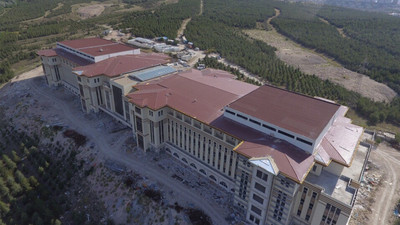 Konservatuarın yemekhane ücretlerine yapılan yüzde 857'lik zam Meclis gündeminde