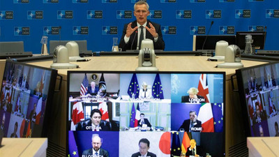 NATO Genel Sekreteri Stoltenberg: Özgürlük baskıya galip gelecek