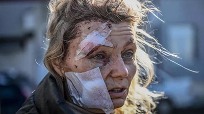 Savaşın simgesi Ukraynalı öğretmen konuştu: Asla, hiçbir koşulda Putin'e boyun eğmeyeceğim