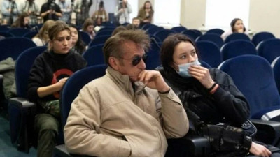 Ünlü oyuncu Sean Penn Rusya-Ukrayna savaşının ortasına gitti