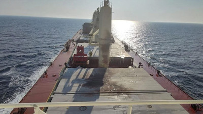 Vurulan Türk gemisi İstanbul Boğazı'nda