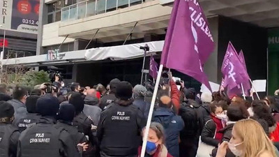 8 Mart için sokağa çıkan kadınlar gözaltına alındı