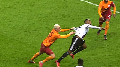 Derbide tartışmalı penaltı pozisyonu… Hakemler ne dedi?