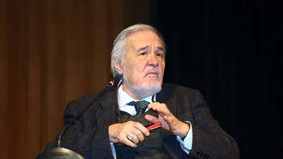 İlber Ortaylı zeytinlikleri maden sahasına açan yönetmeliğe tepki gösterdi