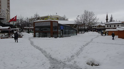 Isparta'da elektrikler yine kesildi: Afet bölgesi ilan edilsin