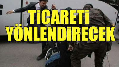 Madenci yakınını tekmeleyen Yusuf Yerkel koltuğuna oturdu