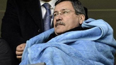 Melih Gökçek koronavirüse yakalandı