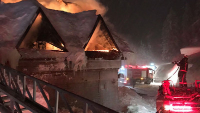Ordu'da turistik otel alevlere teslim oldu