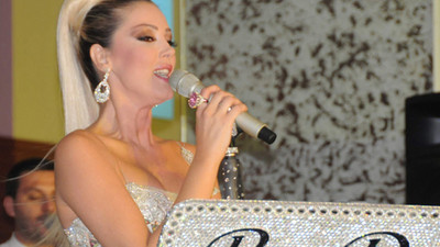 Petek Dinçöz boşandı