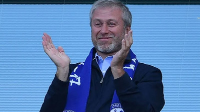 Rus milyarder Abramovic'ten flaş açıklama: Chelsea'yi satıp gelirini Ukraynalılara bağışlayacağım