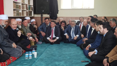 Süleyman Soylu medrese hocaları ile mescitte görüştü