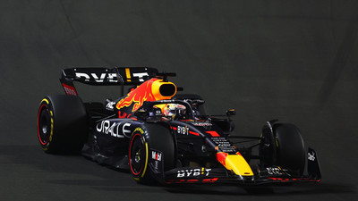 Suudi Arabistan Grand Prix'sini Max Verstappen kazandı