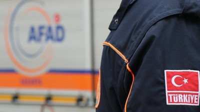 Yemeği bozuk çıkan AFAD personeline bir de 'hayır yemeği' dağıttılar