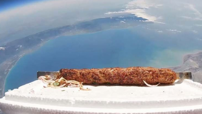 Adana'da uzaya boru kebabı göndermeye çalıştılar