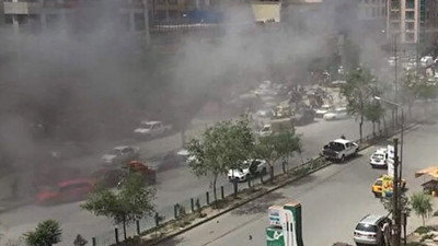 Afganistan’da camiye bombalı saldırı: Çok sayıda ölü...