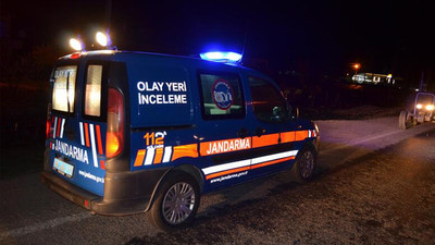 Annesini ve ağabeyini öldürdü, mezarlıkta intihar etti