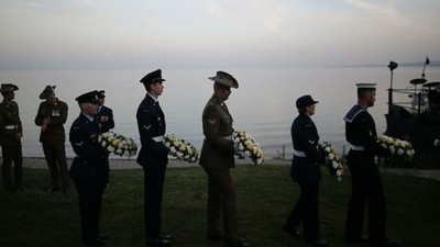 Anzak Koyu'nda şafak ayini: Atatürk'ün mektubunu okudular