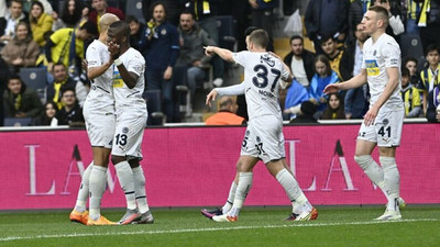 'Barış için futbol' maçını Fenerbahçe kazandı