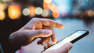 Cep telefonu tarifelerine dev zam 