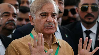 Pakistan'ın yeni başbakanı Şahbaz Şerif oldu