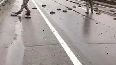 Rus askerlerinin mayın temizleme yöntemi şaşkına çevirdi 