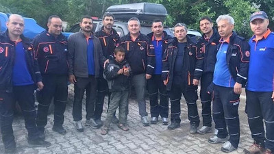 12 saat boyunca aranan çocuk, komşusunun balkonunda bulundu