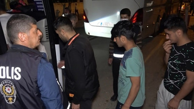 Adıyaman'da yasa dışı göç operasyonu: 74 göçmen yakalandı