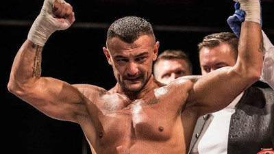 Bileği bükülmeyen Türk boksör ringde kalbine yenildi