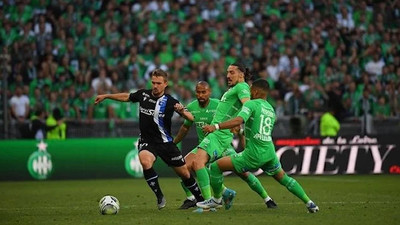 Fransız liginin en çok şampiyon olan takımı küme düştü