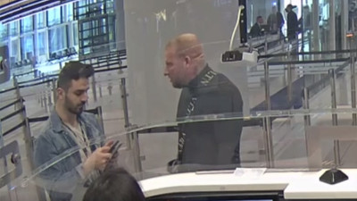 İngiltere'de kırmızı bültenle aranan şahıs İstanbul Havalimanı'nda yakalandı