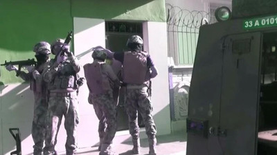 Mersin'de 2 canlı bomba yakalandı