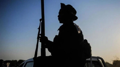 Nijerya'da korkunç katliam: Motosikletli silahlı saldırganlar 48 kişiyi öldürdü