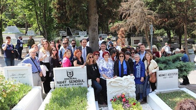 Türkan Saylan mezarı başında anıldı: O kendisini 'Mustafa Kemal Atatürk’ün Kızı' olarak tanımlardı