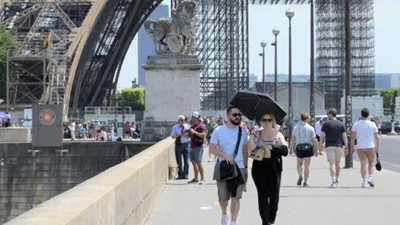 Avrupa sıcaklarla boğuşuyor 