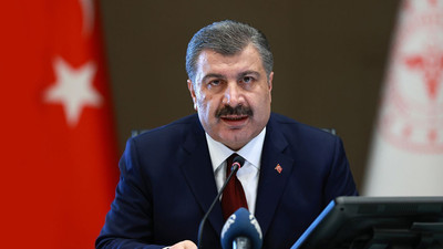 Bakan Koca, 'Maskeler geri gelecek mi?' sorusunu cevapladı 