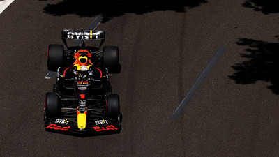 Bakü'de zafer Max Verstappen'in oldu