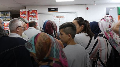 Bilecik'te ucuz şeker kuyruğu