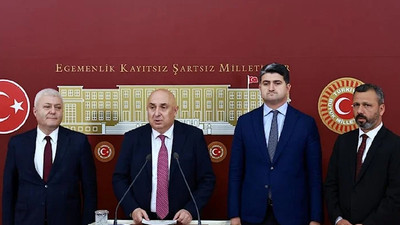 CHP'li milletvekillerinden Meclis'te basın toplantısı: Erdoğan'ın sorularına cevap