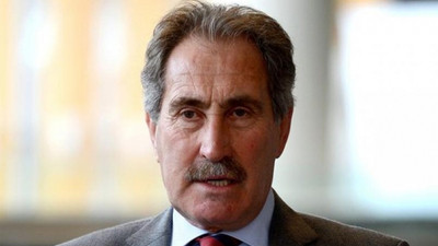 Eski AKP'li bakandan dikkat çeken açıklamalar: Erdoğan seçimi erteleyebilir