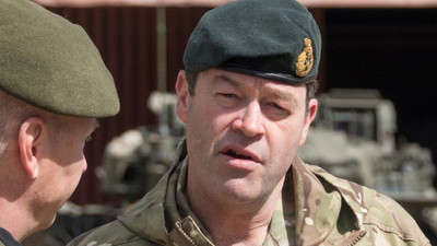 İngiltere Genelkurmay Başkanı Sanders'tan korkutan açıklama: Savaşmaya hazırlanmalıyız