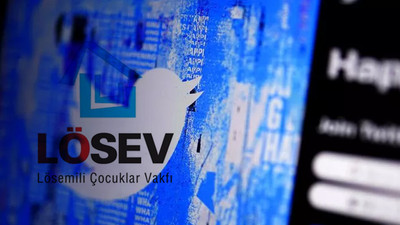 LÖSEV'den Anıtkabir ziyaretinin ardından Twitter hesaplarının kapatılmasına tepki