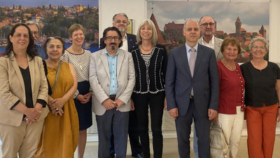 Nürnberg-Antalya kardeşliğinin 25’inci yılında açılan fotoğraf sergisi ziyaretçi bekliyor