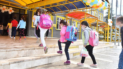 Öğrenci Veli Derneği, vahim tabloyu gözler önüne serdi... "Öğrenciler bir şişe suya muhtaç"