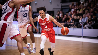 12 Dev Adam, Büyük Britanya deplasmanından galibiyetle döndü