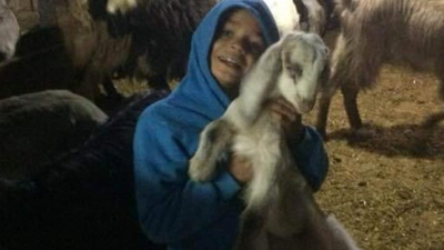 Ağılda çıkan yangında 12 yaşındaki çocuk yanarak öldü