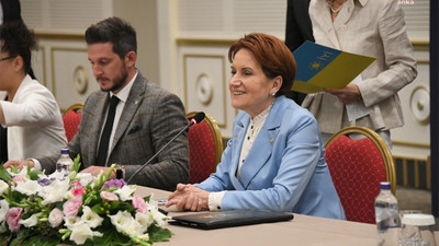 Akşener, partisinin gençlik kolları il başkanlarıyla bir araya geldi