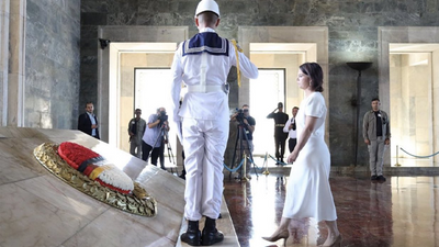 Almanya Dışişleri Bakanı Baerbock, Anıtkabir'e ziyaret gerçekleştirdi